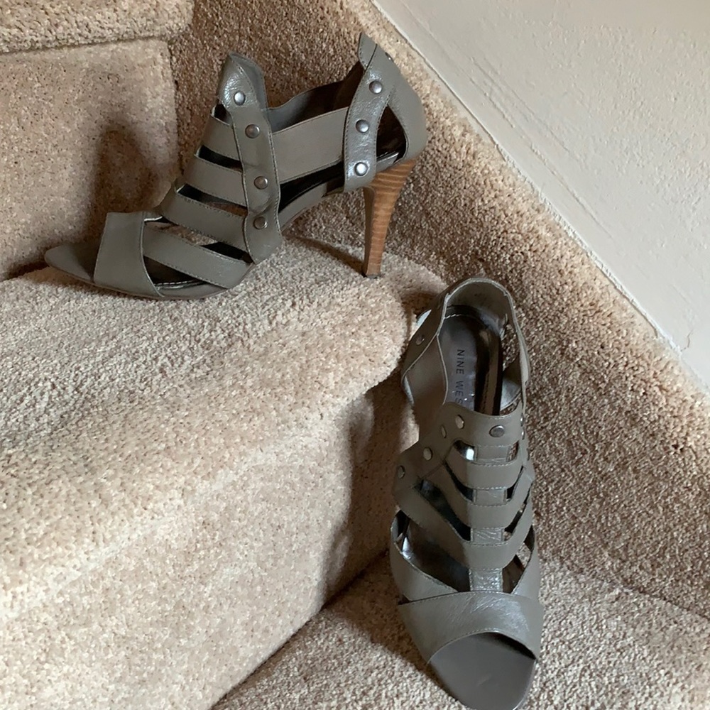 Nine West Leather Gladiator Sandals w/Comfort Band